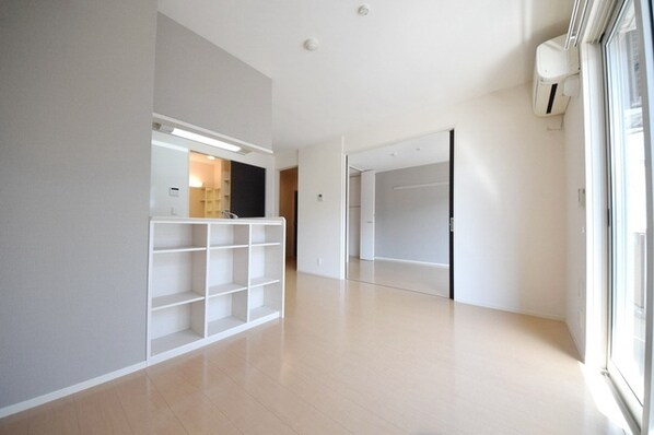 サンロイヤルの物件内観写真